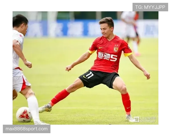 石家庄功夫针对性训练提升强度备战中甲关键战役